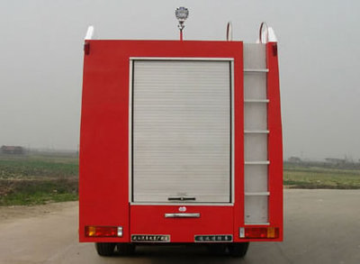 江南周虎消防车 质量领先的行业标杆